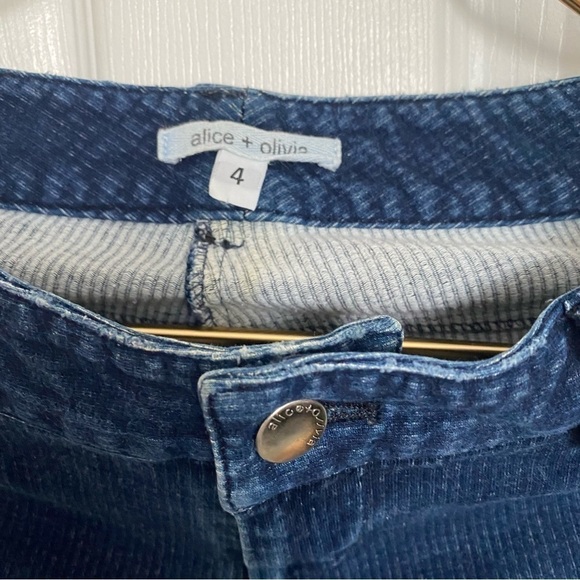 Alice+Olivia skinny blue jeans size 4 - Picture 5 of 11